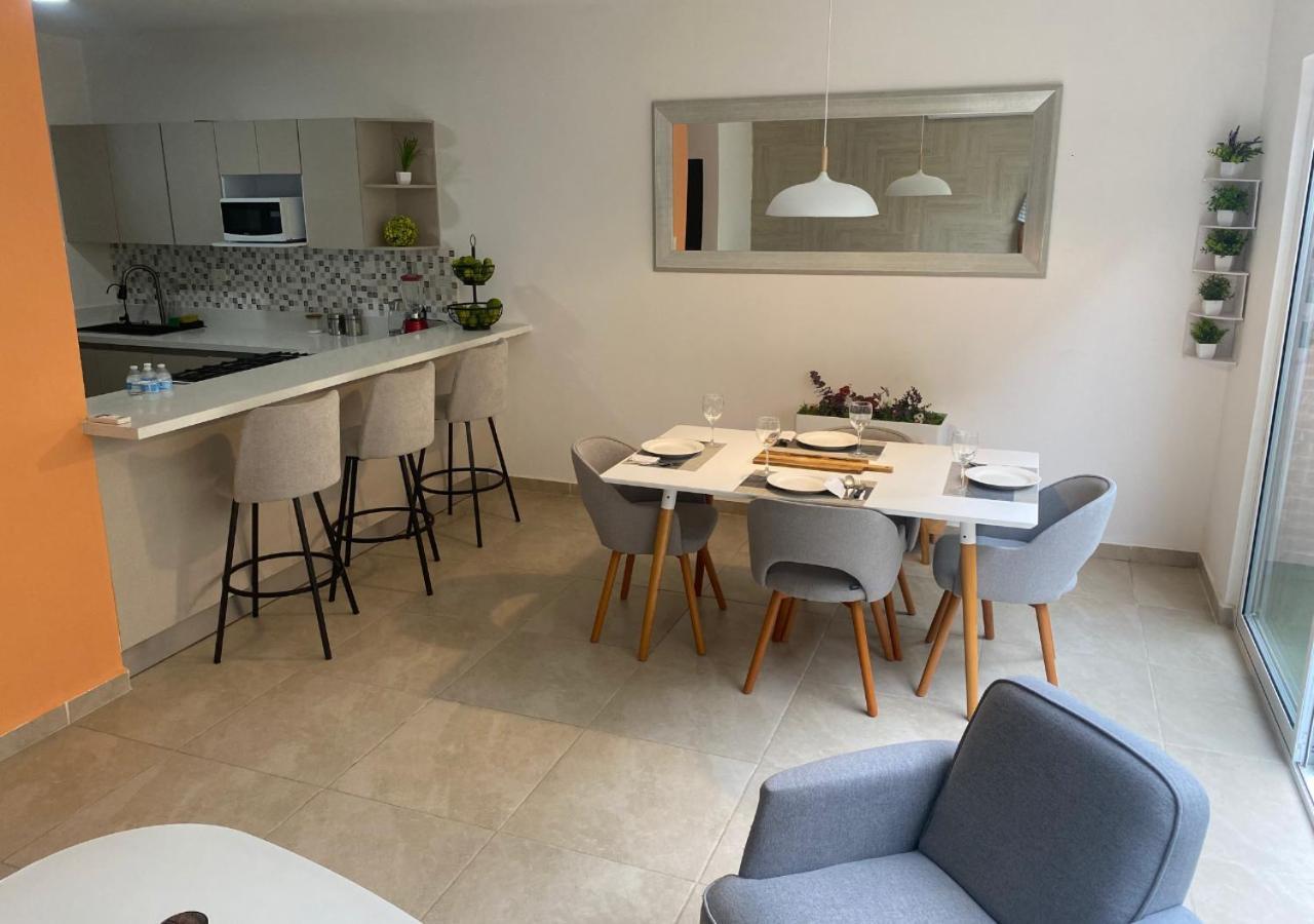 Casa Familiar En Condominio Privado Cerca De Playa Cancún Extérieur photo